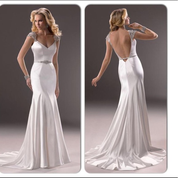 Maggie Sottero IVY gatsby Satin Wedding Dress - Picture 2 of 9